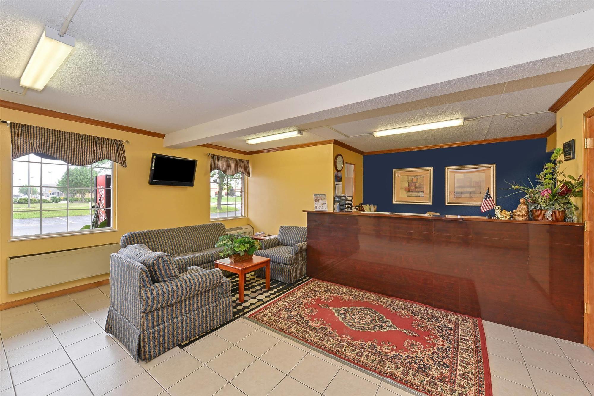 Americas Best Value Inn Maumee/Toledo Экстерьер фото